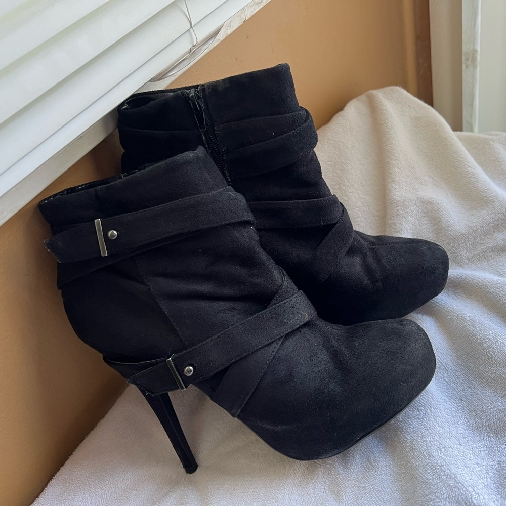 Black heels